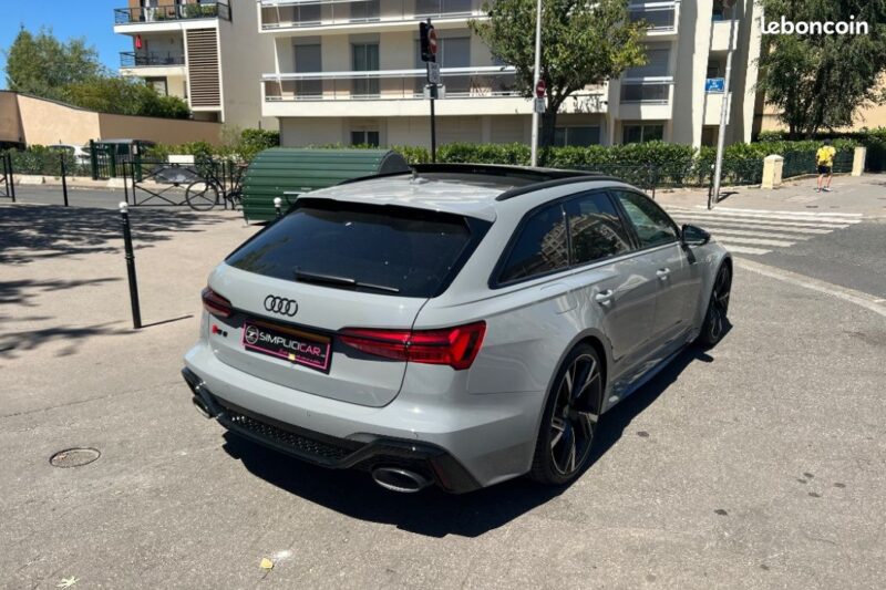 AUDI RS6 2022