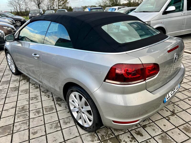 VOLKSWAGEN Golf VI Cabriolet  1.6 TDI Diesel 105 CH 