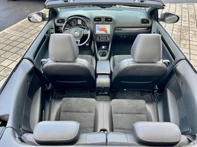 VOLKSWAGEN Golf VI Cabriolet  1.6 TDI Diesel 105 CH 