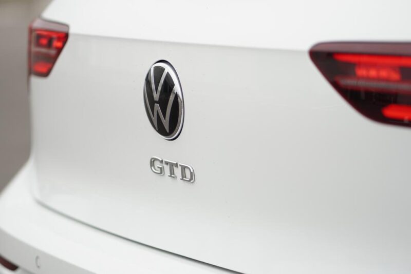 VOLKSWAGEN GOLF 8 GTD 2021 