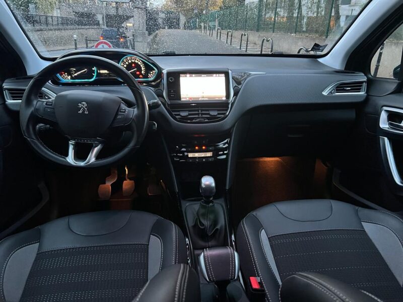 PEUGEOT 2008 130 cv PURETECH