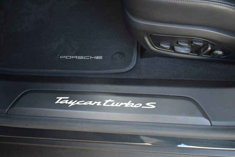 Porsche Taycan Turbo S 761 Ch Cross Turismo TVA Déductible