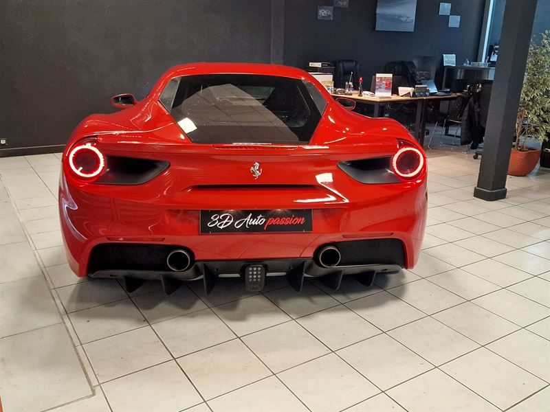 FERRARI 488 GTB 2016