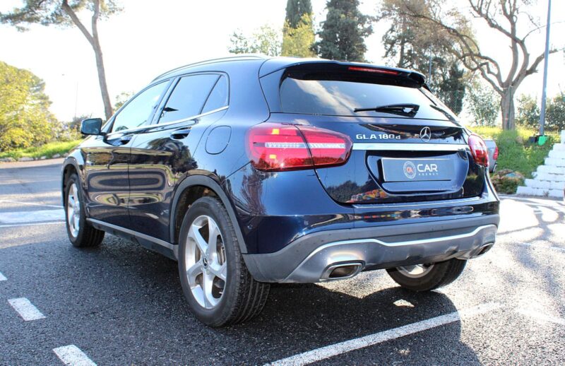 Mercedes GLA 180D Inspiration Garantie 12 mois