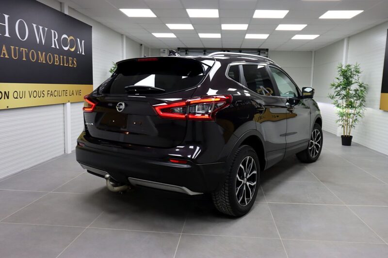 NISSAN QASHQAI 2017