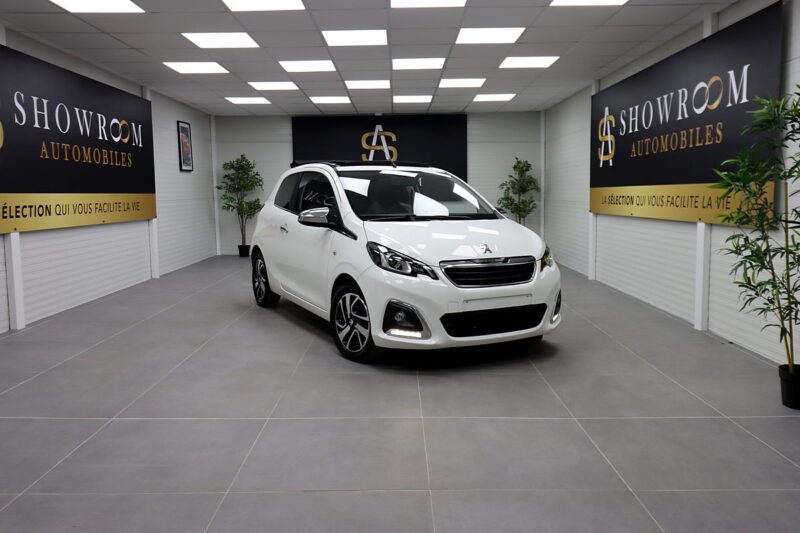 PEUGEOT 108 2015