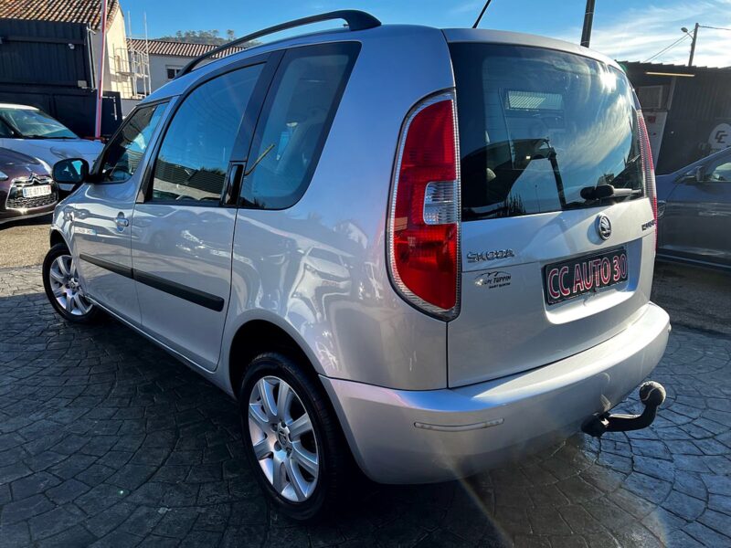 SKODA ROOMSTER 2014