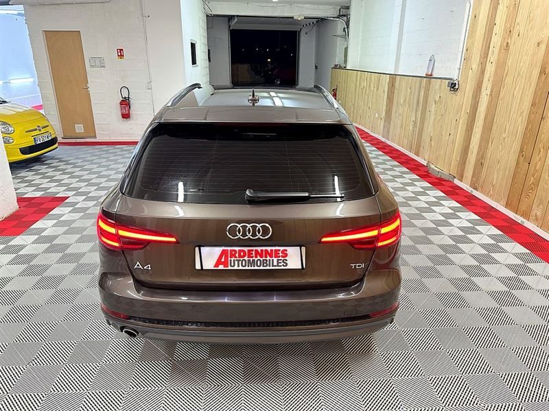 AUDI A4 AVANT 2017