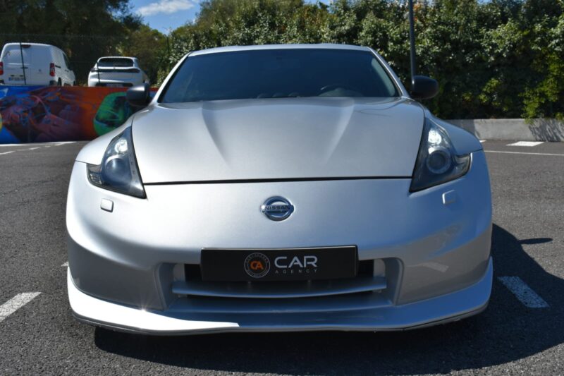 Nissan 370Z 3.7 328Ch Boite Auto Garantie 12 MOIS