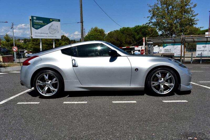 Nissan 370Z 3.7 328Ch Boite Auto Garantie 12 MOIS