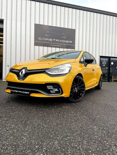 Renault Clio IV 4 RS TROPHY 220 cv Garantie 12 Mois 