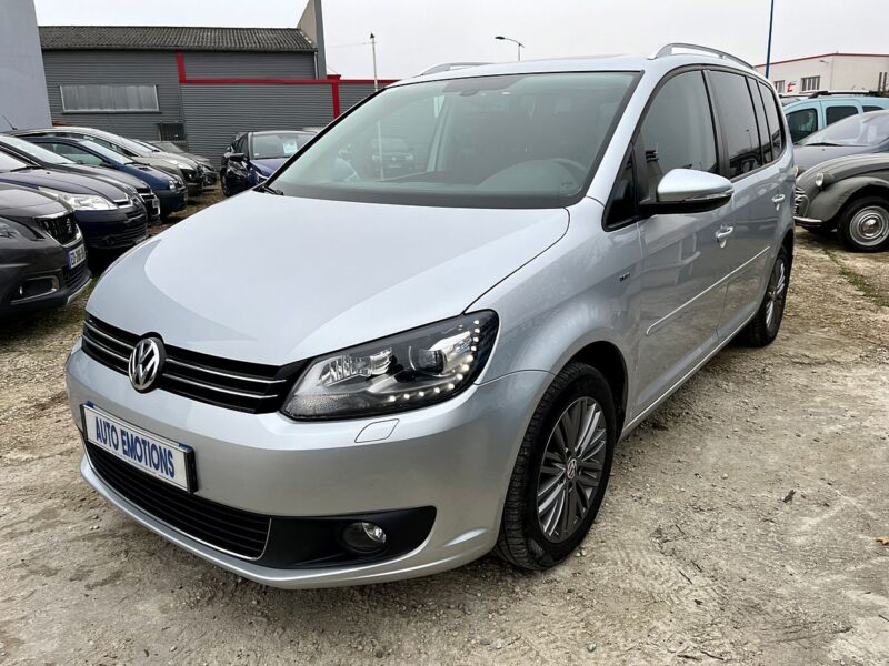 VOLKSWAGEN TOURAN Cup DSG7 2014 7places 