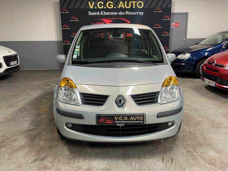 RENAULT MODUS 2004