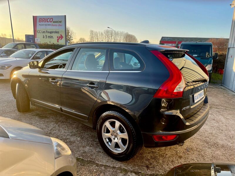 VOLVO XC60 2010