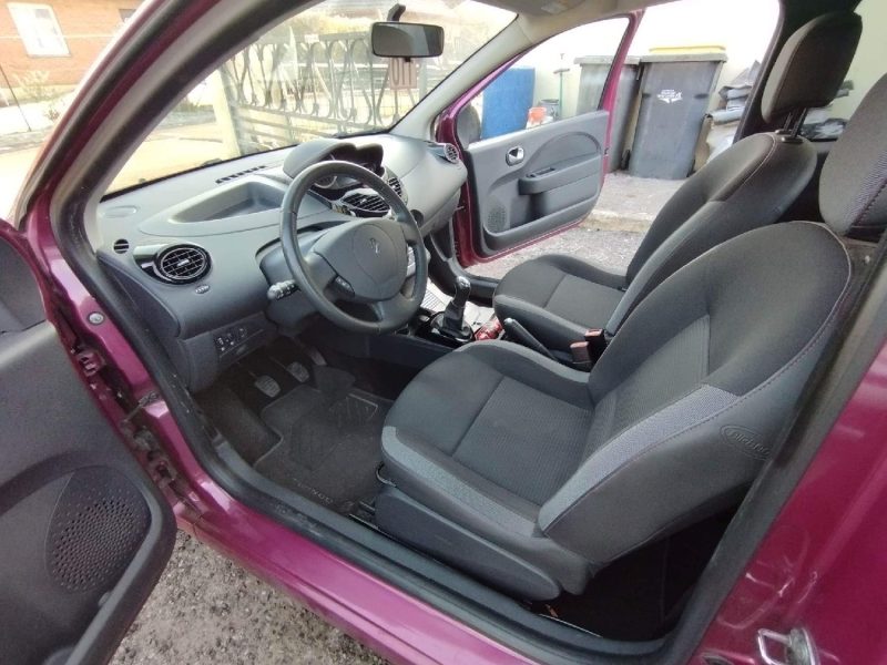 RENAULT TWINGO II ETAT EXEPTIONNEL 