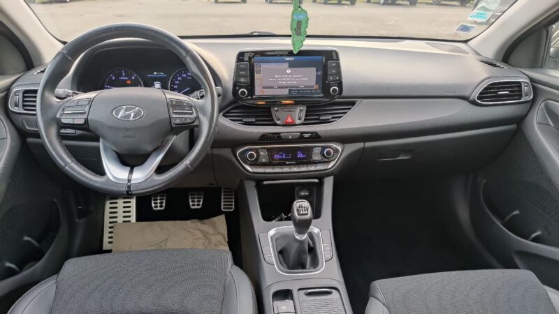 HYUNDAI I30 1.6 CRDi 136cv MONDIAL