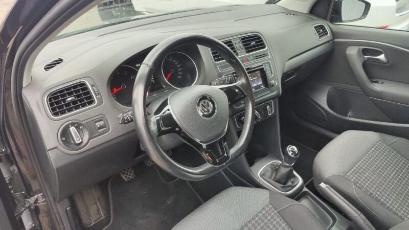 VOLKSWAGEN POLO V 1.2 TSI 90cv CONFORTLINE