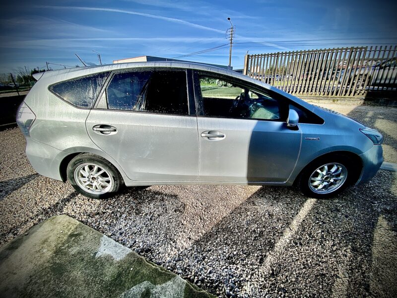 TOYOTA PRIUS PLUS 2012