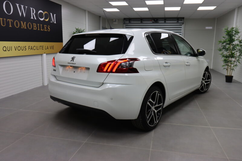 PEUGEOT 308 2018