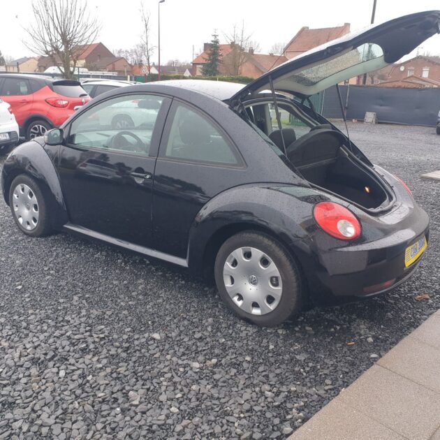 VOLKSWAGEN NEW BEETLE 1.9 TDI 105 CHV CONFORT 2009