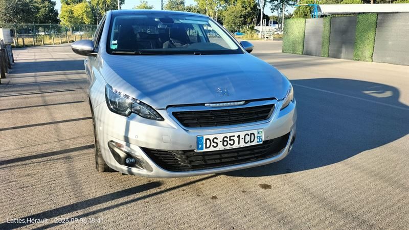 PEUGEOT 308 II 1.2 PURETECH 2015