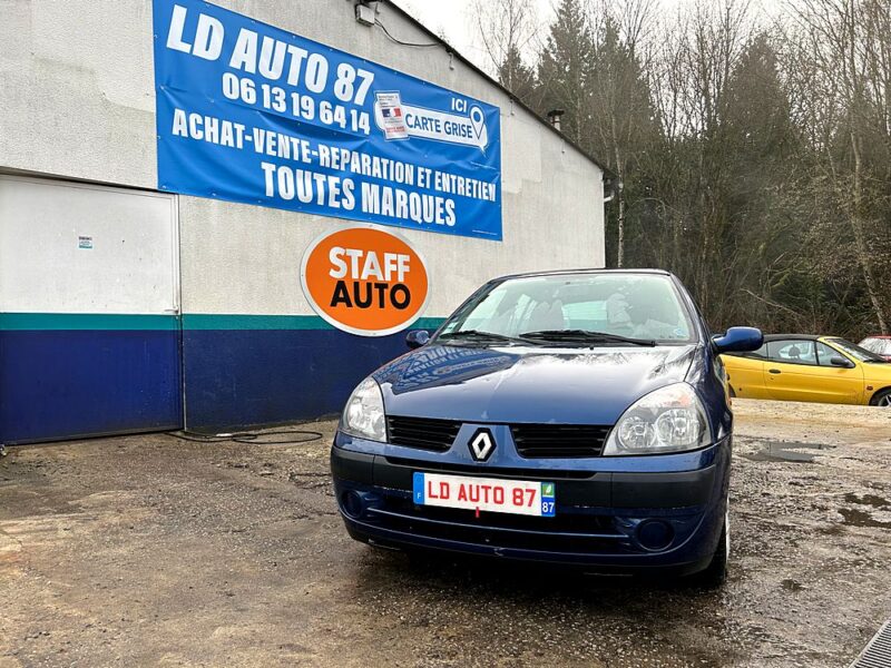 RENAULT CLIO 2002