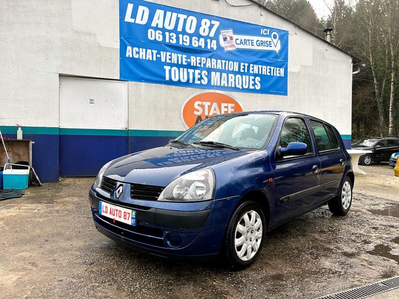 RENAULT CLIO 2002