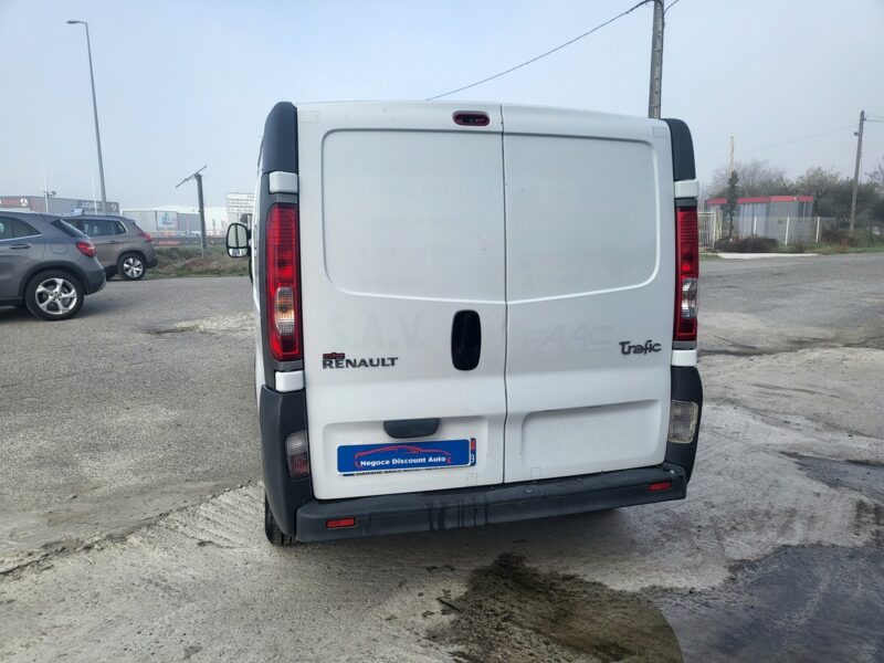 RENAULT TRAFIC 2.0 DCI 90 CV