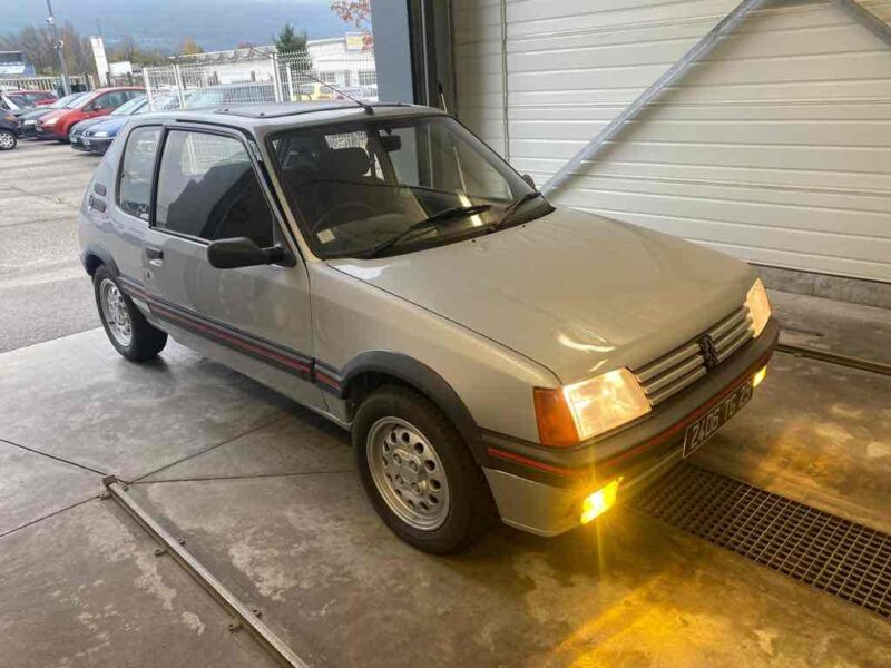 PEUGEOT 205  GTI 1.6 105 CV 29736 KMS D'ORIGINE