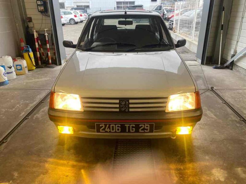 PEUGEOT 205  GTI 1.6 105 CV 29736 KMS D'ORIGINE