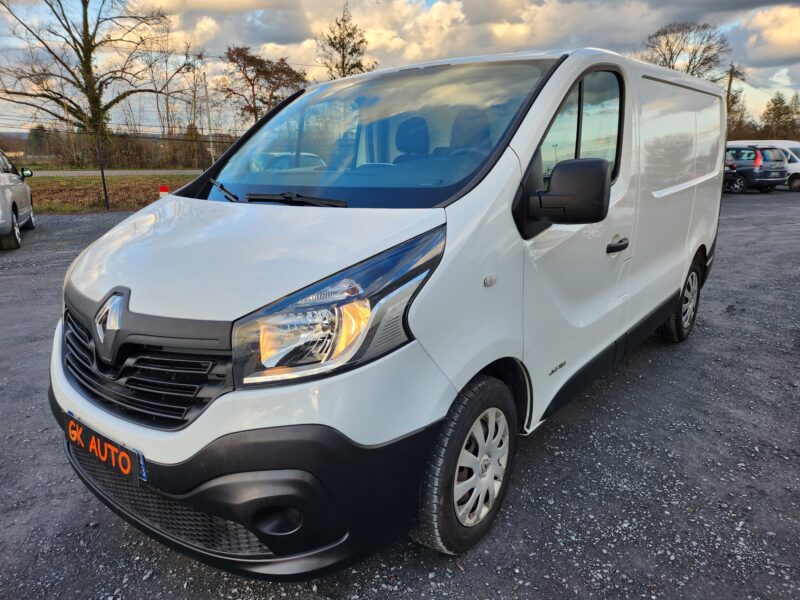 RENAULT TRAFIC DCI 115CV GRAND CONFORT 2015 166000 KM 