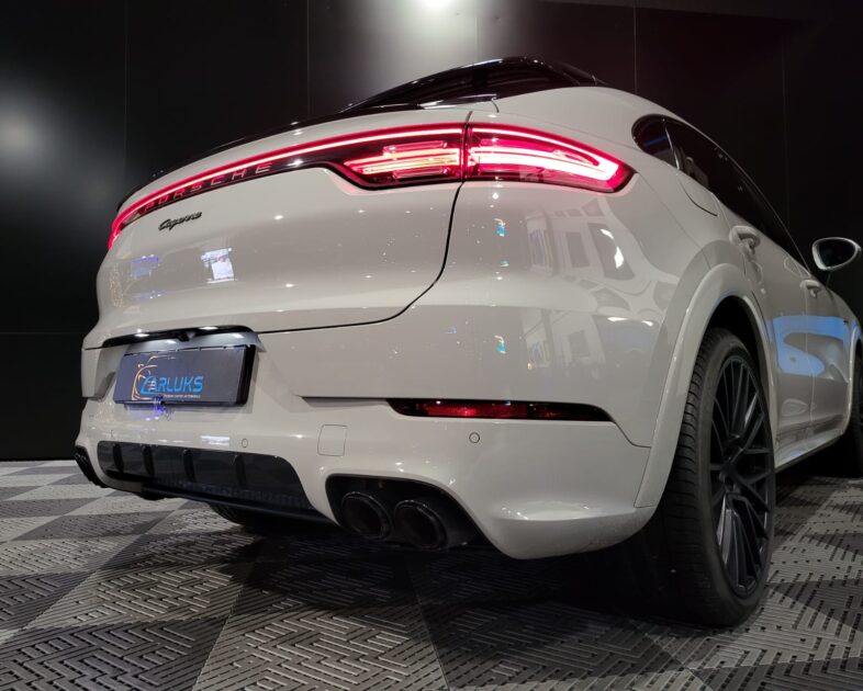 PORSCHE  CAYENNE COUPE E-HYBRID 3  2023