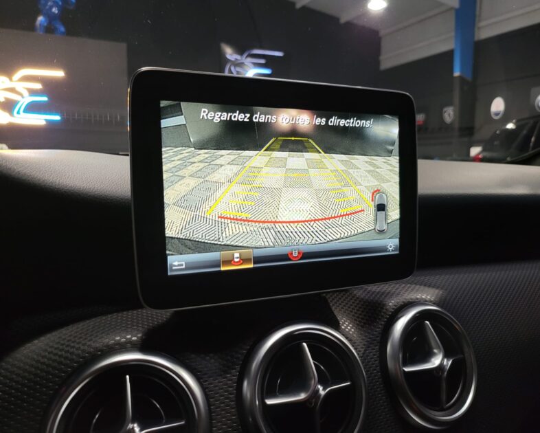 MERCEDES CLASSE A 180 109 cv CARPLAY / PROCHAIN ENTRETIEN MERCEDES PAYEE