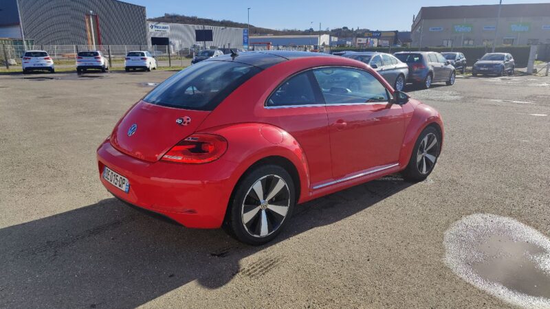 VOLKSWAGEN BEETLE 1.6 TDI 105cv SPORT