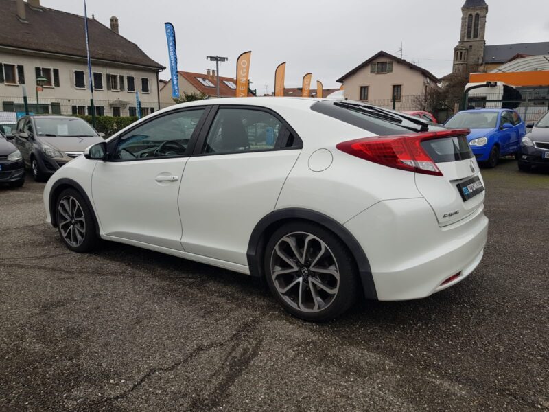 HONDA CIVIC IX 1.8 i-VTEC 141CV