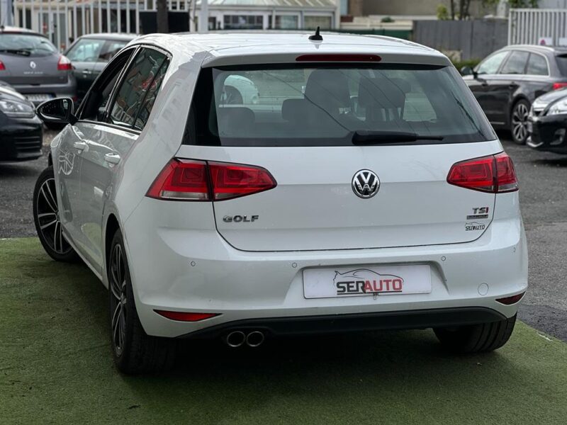 VOLKSWAGEN GOLF VII 2014