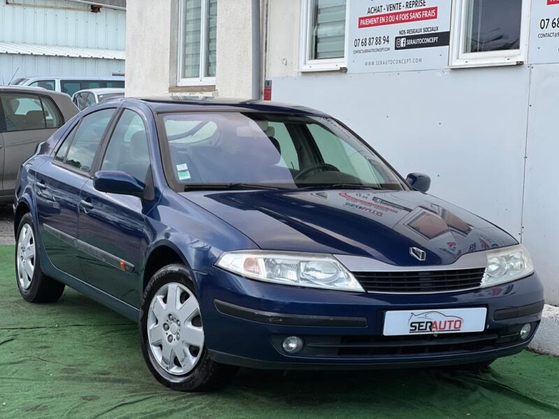 RENAULT LAGUNA II 2001