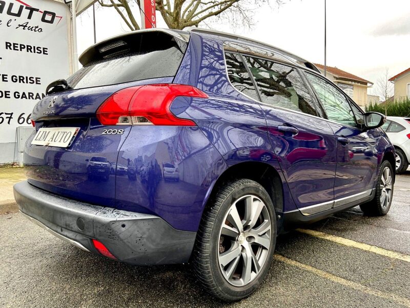 PEUGEOT 2008 2015