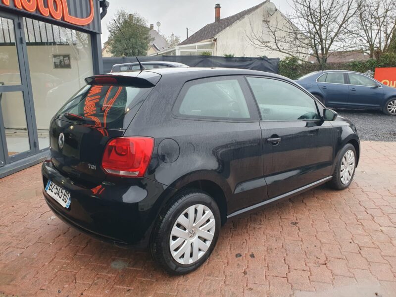 VOLKSWAGEN POLO V 2011