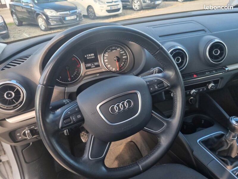 AUDI A3 SPORTBACK 2014