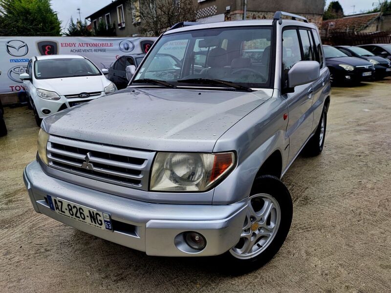 MITSUBISHI PAJERO 2004