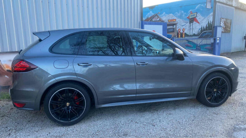 PORSCHE CAYENNE GTS 420 cv reprise possible