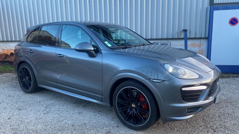 PORSCHE CAYENNE GTS 420 cv reprise possible