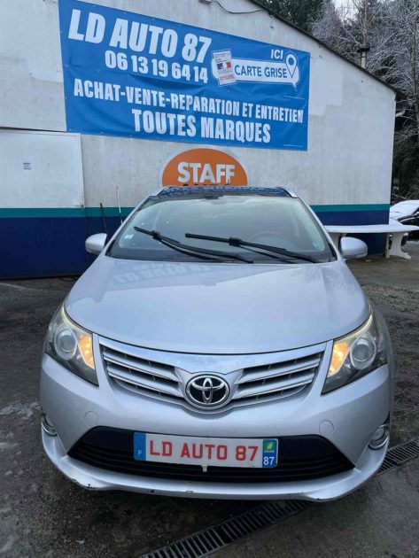 TOYOTA AVENSIS 2012