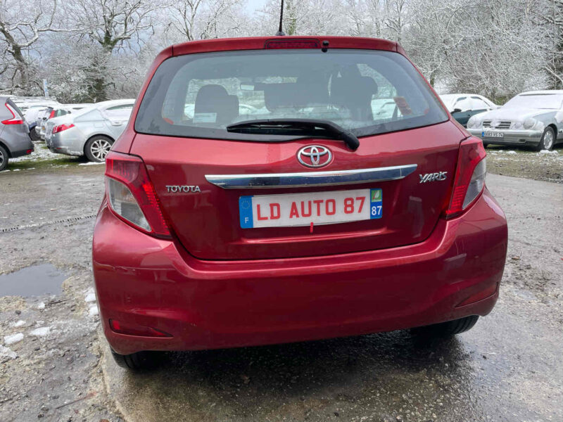 TOYOTA YARIS 2012