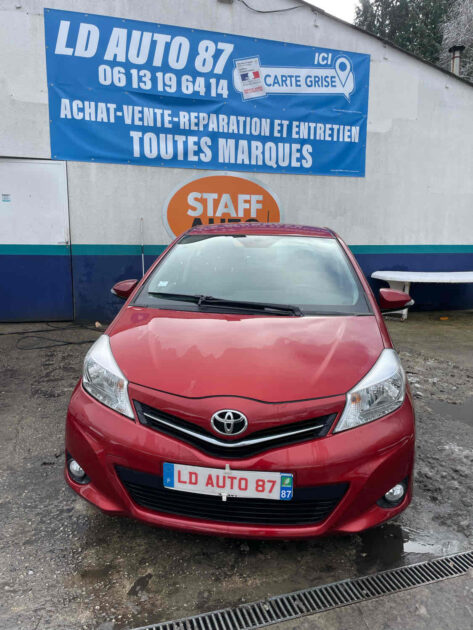 TOYOTA YARIS 2012