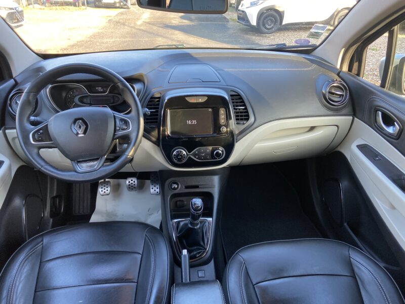 RENAULT CAPTUR TCE 120 INITIALE PARIS