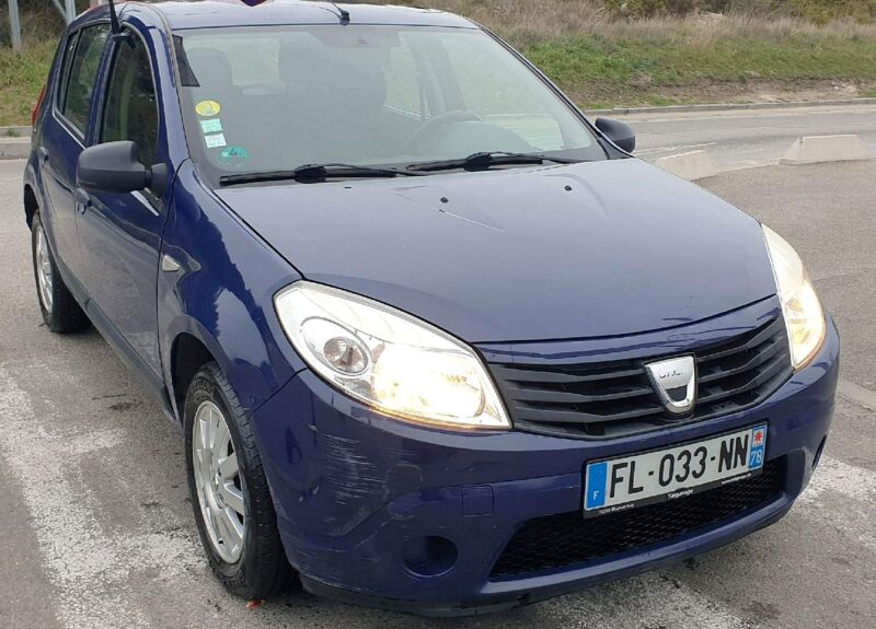 DACIA SANDERO 2009