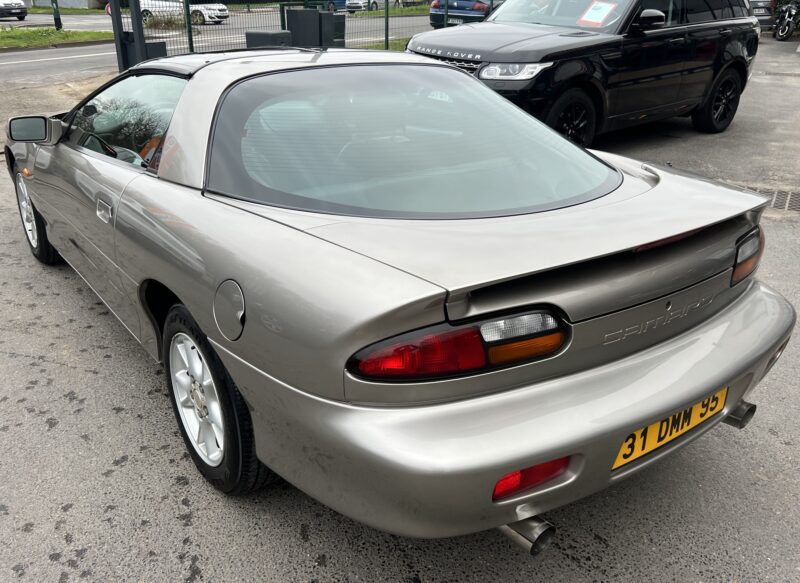 CHEVROLET CAMARO IV COUPE T-Top 3.8 V6 193 Cv ORIGINE FRANCE 44 300 Kms BOITE AUTO CUIR Garantie1an