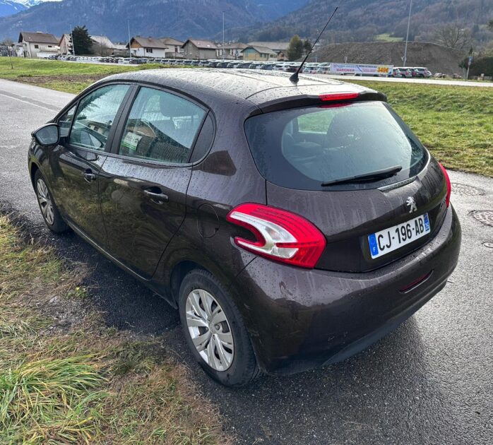 PEUGEOT 208 I 2012